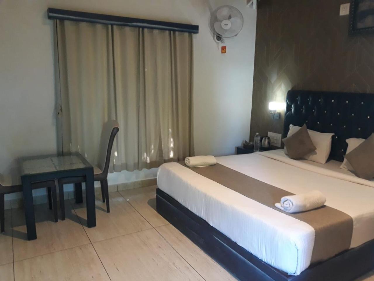 The Mountain Shades Resort Madikeri Exterior photo