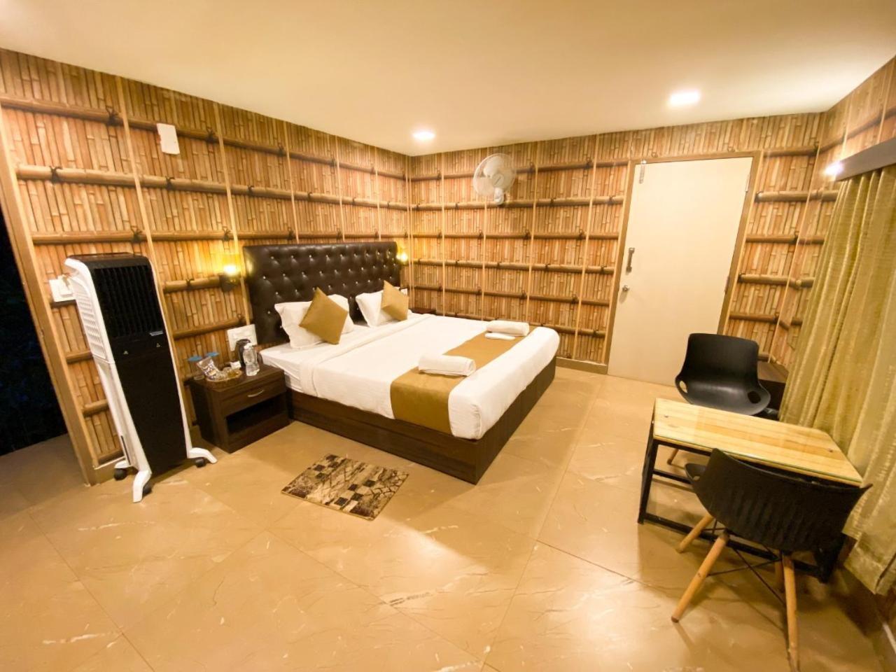 The Mountain Shades Resort Madikeri Exterior photo